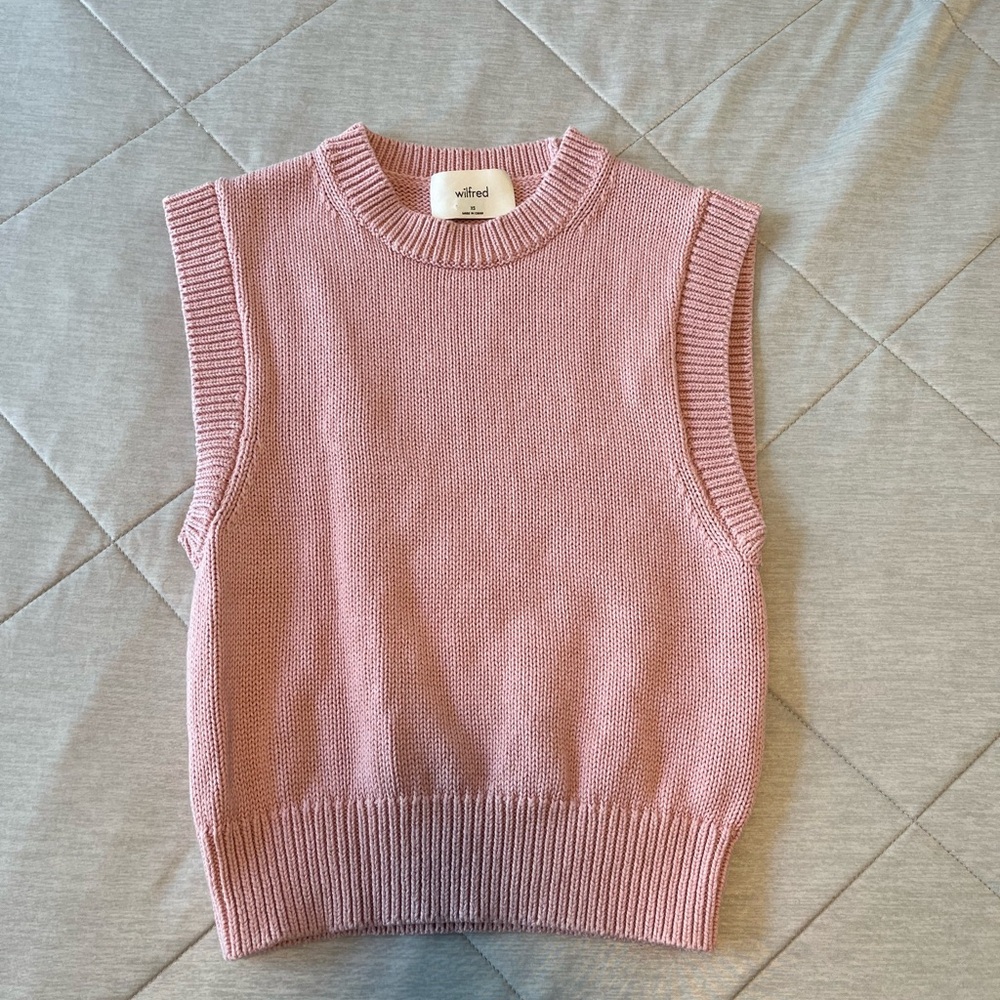 WILFRED Aritzia Alps Vest